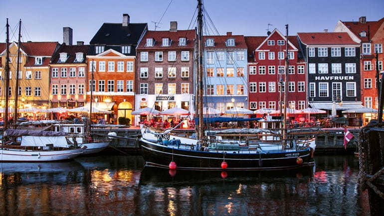 Nyhavn in the evening| Photo by: Kim Wyon | Source: VisitCopenhagen